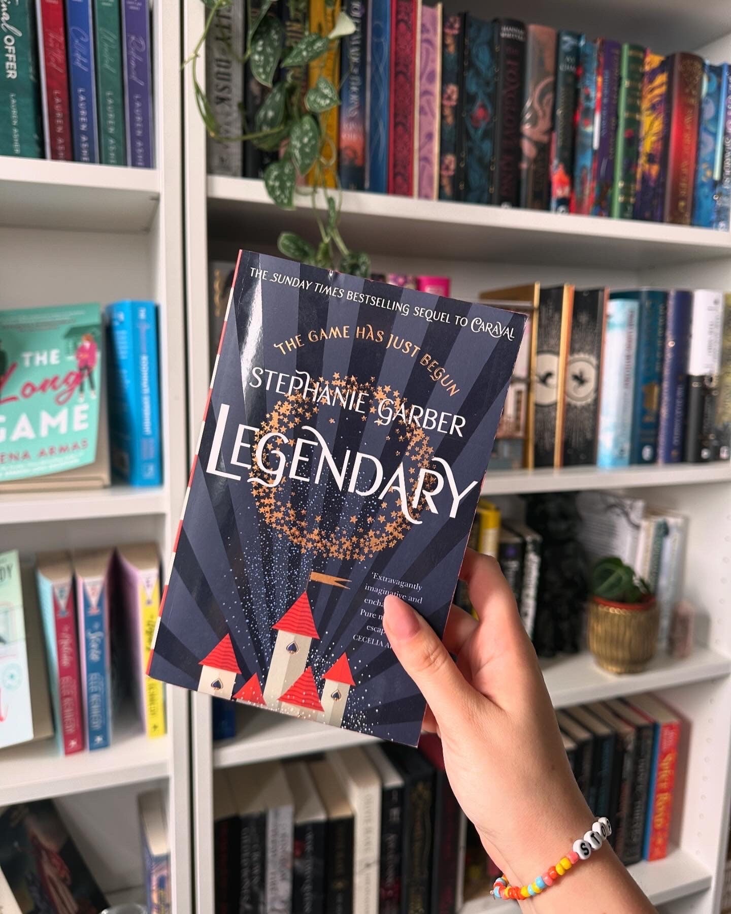 Hand painted 'Caraval'-trilogy