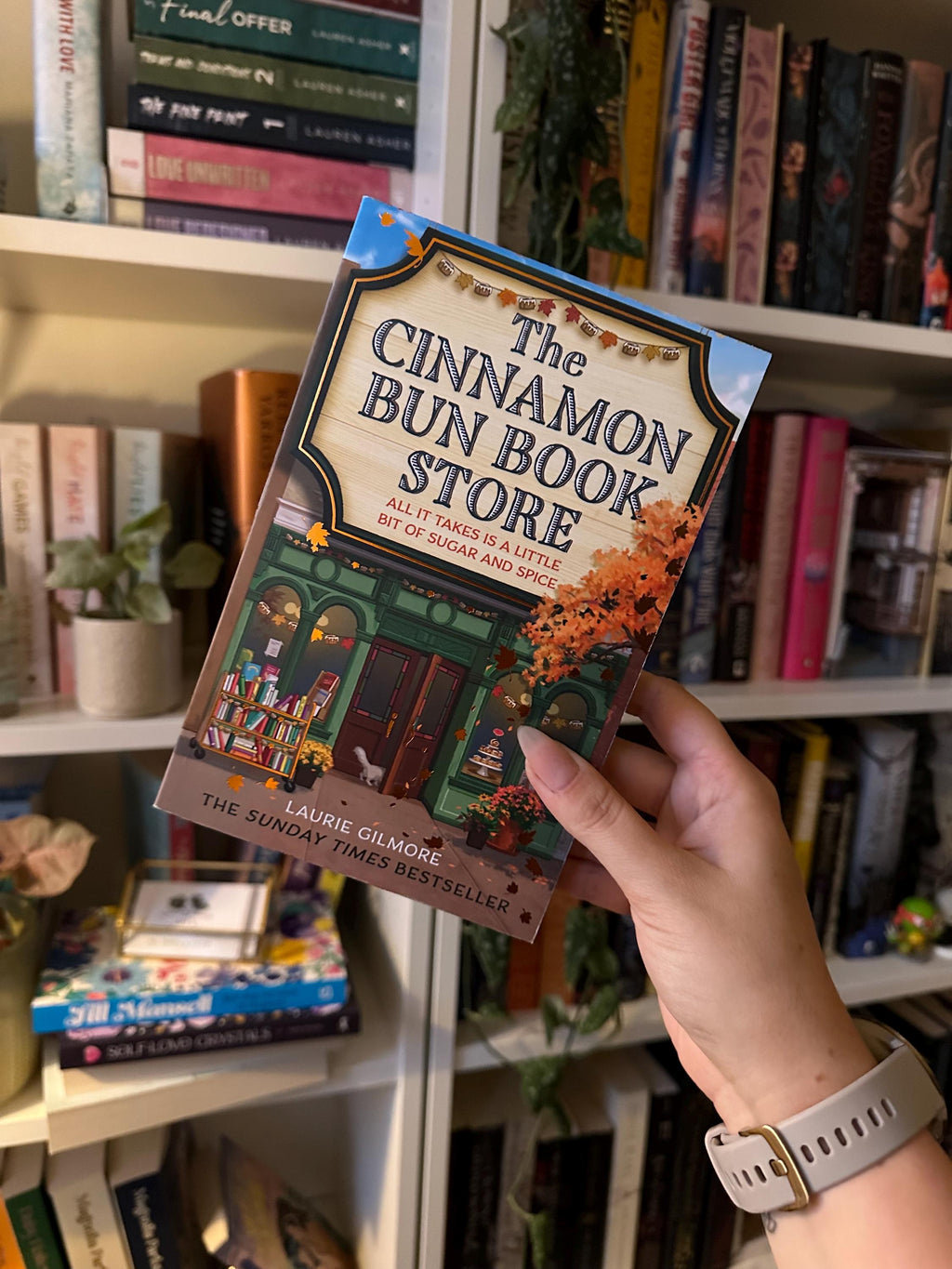 The Cinnamon Bun Book Store - Laurie Gilmore Special Edition