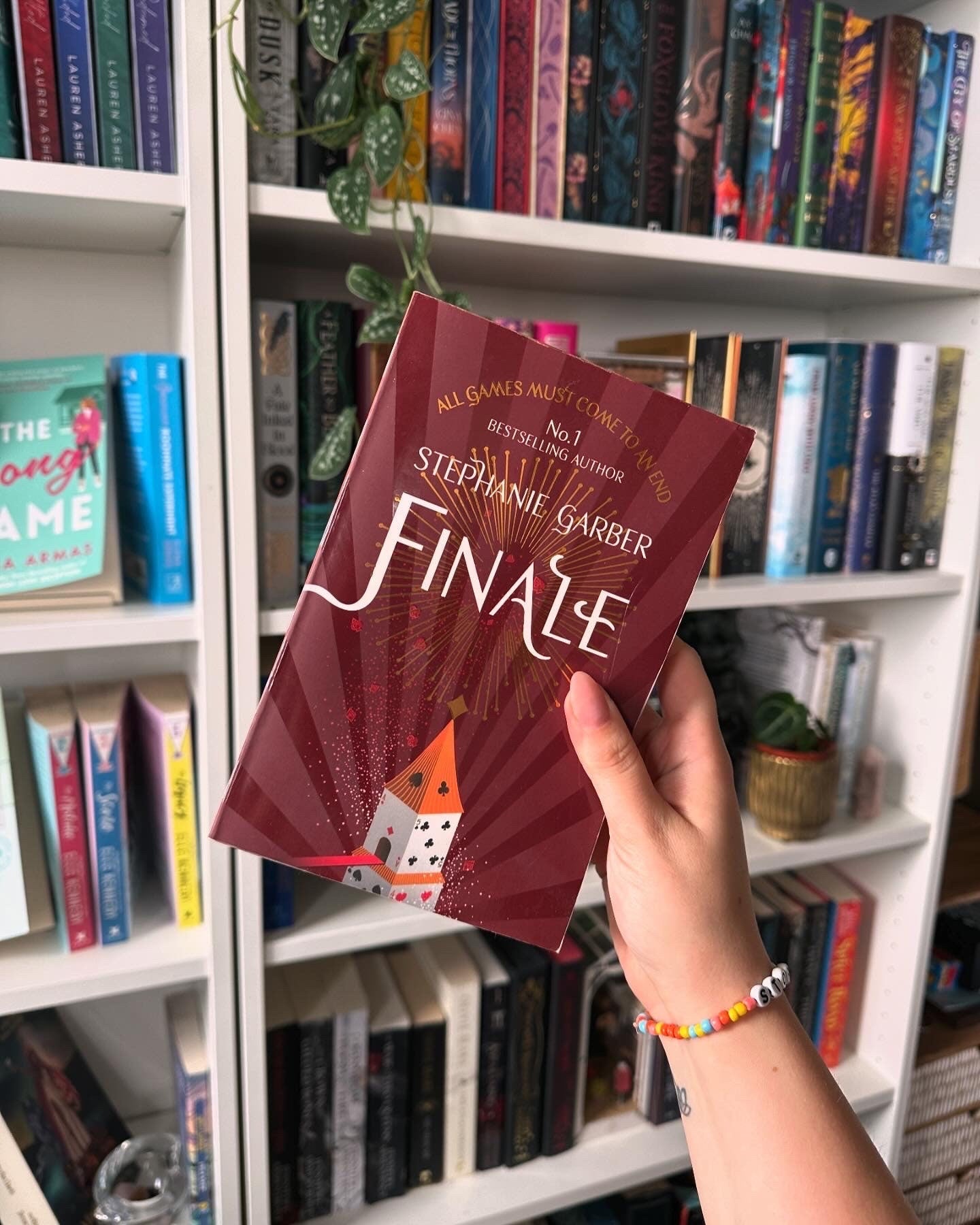 Hand painted 'Caraval'-trilogy