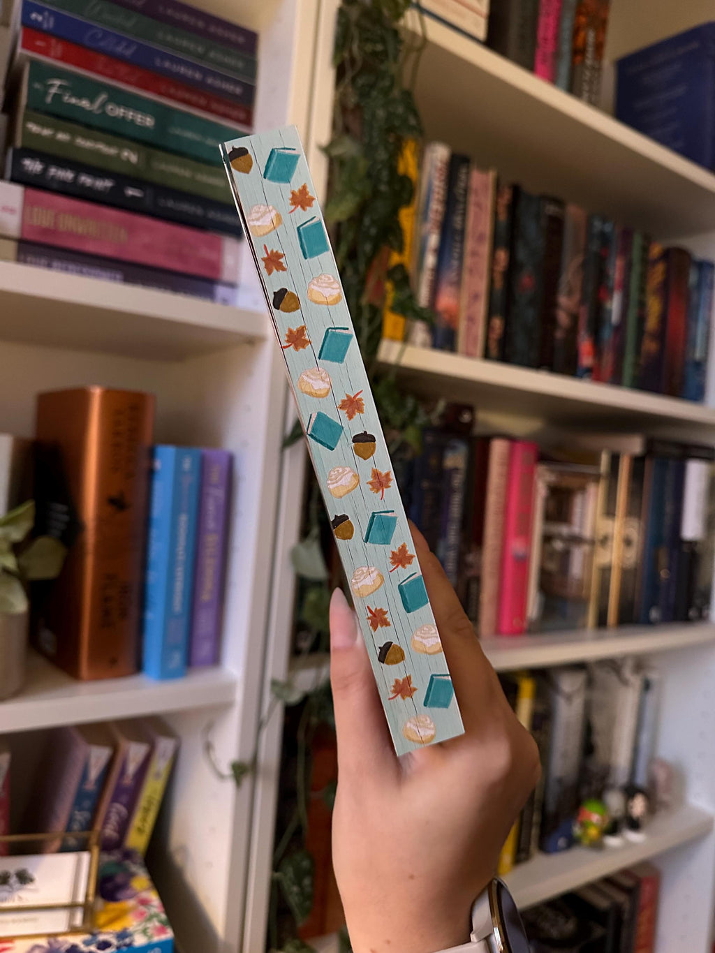 The Cinnamon Bun Book Store - Laurie Gilmore Special Edition